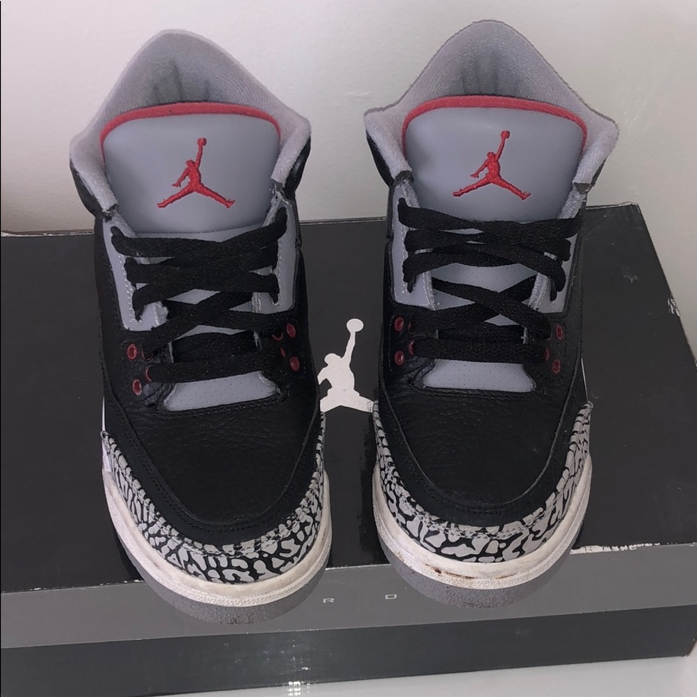 Air Jordan 3 (GS) Black Cements 2011